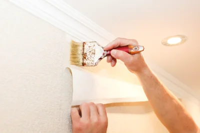 Pose de papier peint à Auffargis — revêtements muraux et toiles de verre